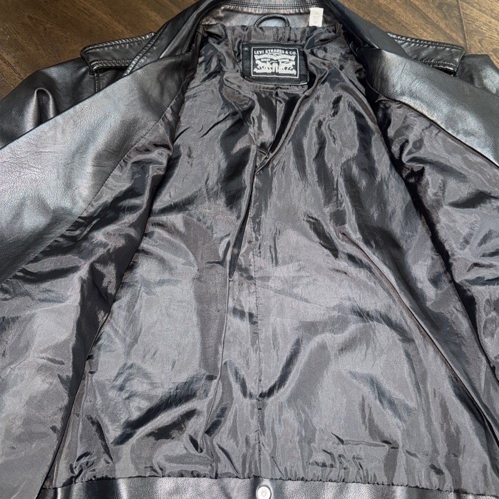 NWOT Levi's womens The Belted Faux Leather Moto Jacket - Picture 5 of 13